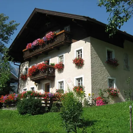 Farm stay Klausmoarhof *