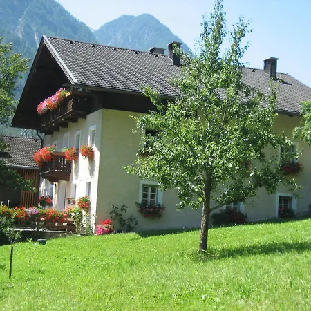 Klausmoarhof Lantgård *